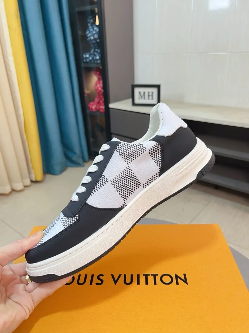 Men's shoes💰400🌹🌹[LV]🌹High-end men's shoes brand: Official website 1:1 Latest masterpiece: The upper is made of Italian imported first-layer cowhide with special materials➕Full genuine leather lining🔥, making walking more convenient and comfortable! Exclusive new style, stunning work [color]! Create a fashionable personality to set off your uniqueness! A must-have for trendy men! Classic🔥Number: 38-44
